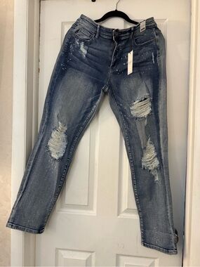 NWT Judy Blue Mid Rise Distressed Bleach Splatter Boyfriend Jeans 13/31